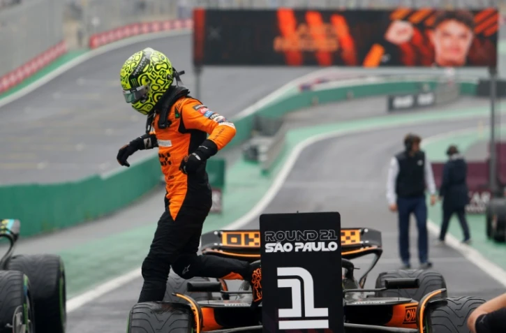 Le pilote britannique de McLaren Lando Norris après avoir décroché la pole position du GP du Brésil, le 3 novembre 2024 à Sao Paulo