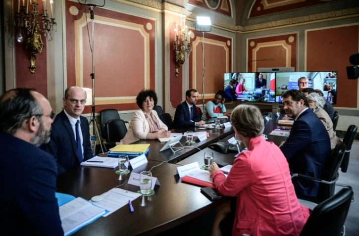 Réunion à Matignon autour d'Edouard Philippe le 29 avril 2020