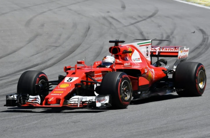 Sebastian Vettel au volant de sa Ferrari, en route vers la victoire au GP du Brésil à Interlagos, le 12 novembere 2017
