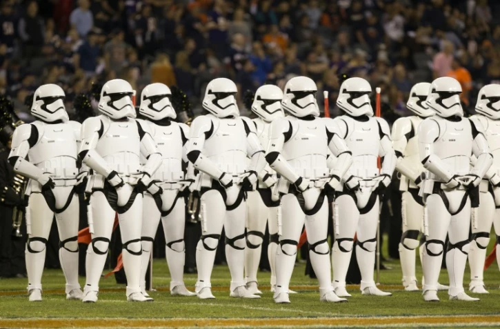 La nouvelle bande-annonce du prochain Star Wars a été présentée lundi soir Chicago à la mi-temps d'un match de football entre les Minnesota Vikings et les Chicago Bears