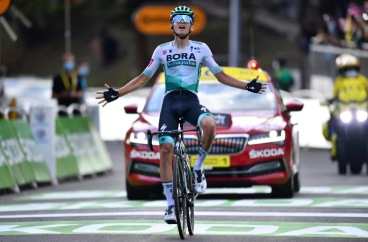 L'Allemand Lennard Kämna (Bora) vainqueur en solitaire de la 16e étape du Tour de France, entre La Tour-du-Pin et Villard-de-Lans, le 15 septembre 2020
