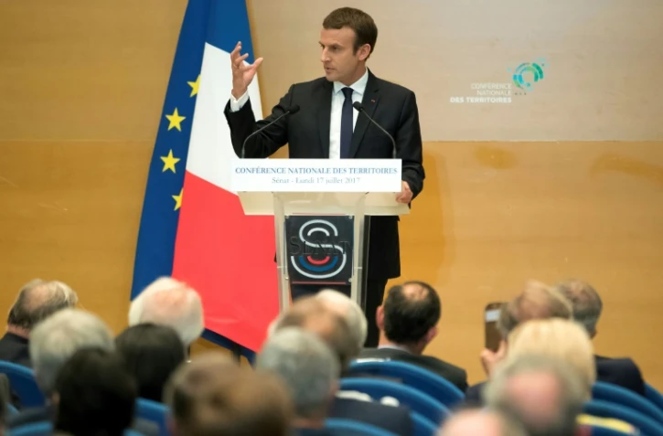 Emmanuel Macron devant  la Conférence nationale des territoires réunie au Sénat, le 17 juillet 2017 à Paris