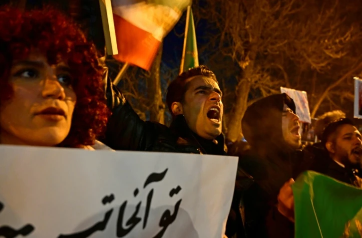 Des Iraniens à l'étranger, ici en Arménie, manifestent leur solidarité avec le peuple iranien, à Erevan, le 15 janvier 2026.
