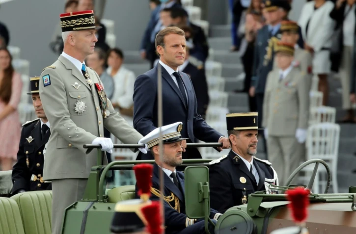 Le général Francois Lecointre et Emmanuel Macron lors du défilé du 14 juillet en 2020 à Paris