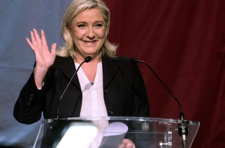 La présidente du Front national Marine Le Pen le 6 décembre 2015 à Henin-Beaumont