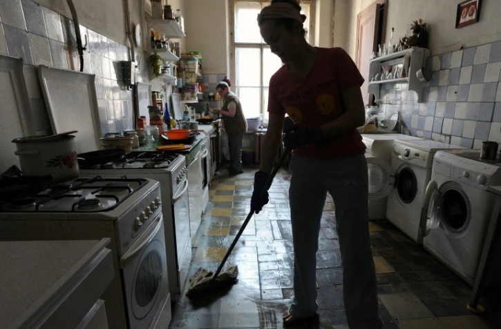 Cuisine d'un appartement communautaire à Saint-Pétersbourg, en Russie, le 16 avril 2016