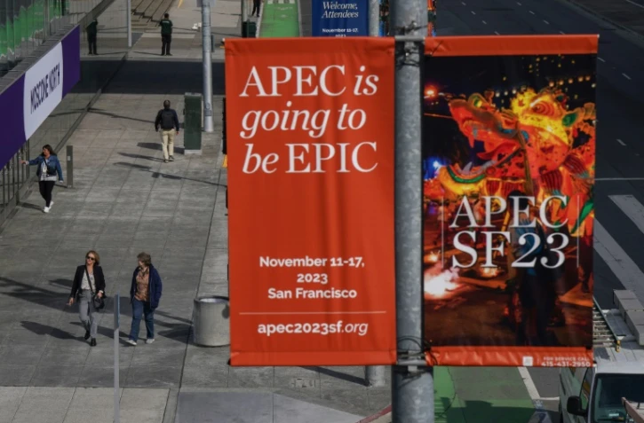 Une affiche annonçant le sommet de la Coopération économique pour l'Asie-Pacifique (Apec), le 9 novembre 2023 à San Francisco, en Californie