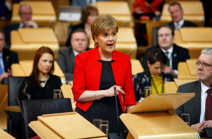 La Première ministre écossaise Nicola Sturgeon le 21 mars 2017  devant le Parlement à Edimburg