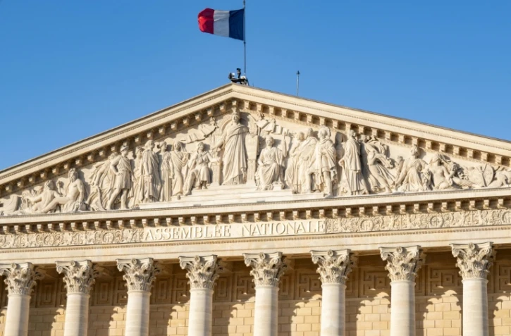 Mettre fin à la prescription qui empêche les victimes de viol sur mineurs d'accéder à la justice: une proposition de loi est déposée mercredi au Sénat pour franchir ce pas et élargir la définition de l'inceste aux cousins germains