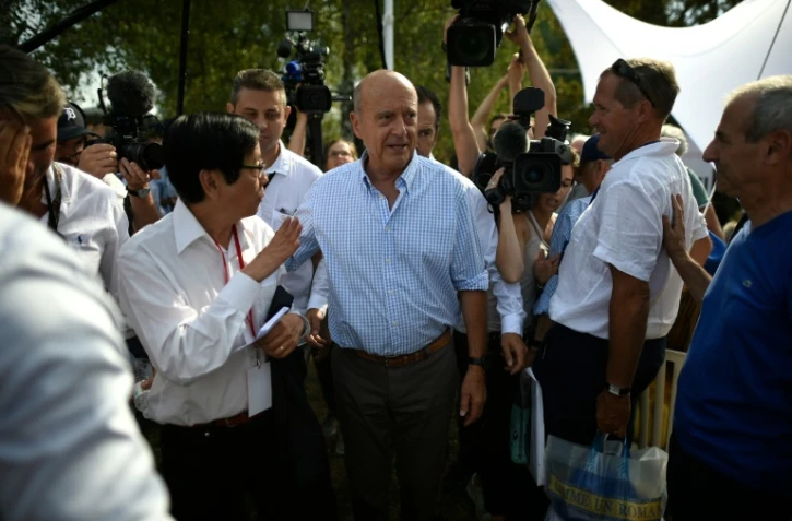 Alain Juppé, candidat à la primaire de la droite et du centre, pendant sa rentrée politique à Chatou (Yvelines), le 27 août 2016