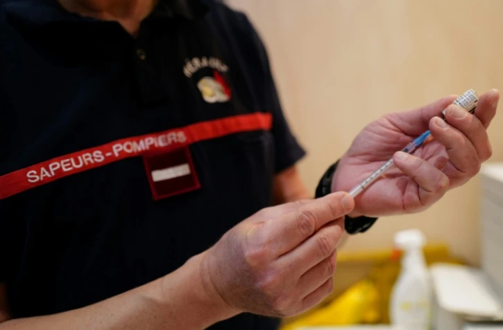 Dans un centre de vaccination  contre le Covid-19 à Vailhauquès, dans l'Hérault, le 13 mars 2021