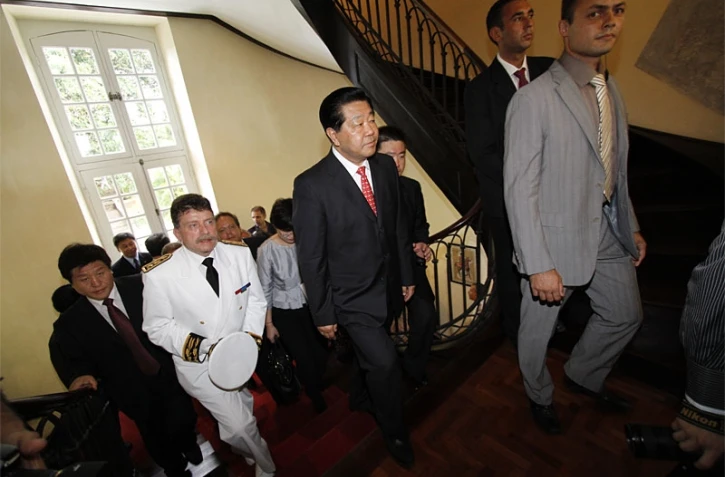 Jeudi 1 Avril 2010

JIA Qinglin, Président de la Conférence Consultative Politique du Peuple Chinois