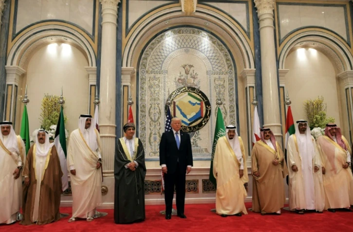 Le président américain Donald Trump rencontre les dirigeants des pétromonarchies du Golfe à Ryad, le 21 mai 2017
