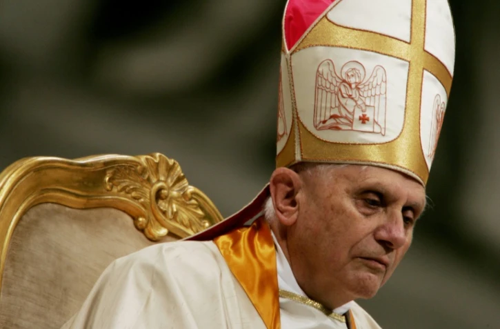Le cardinal allemand Joseph Ratzinger, l'actuel pape émérite Benoît XVI, au Vatican le 26 mars 2005