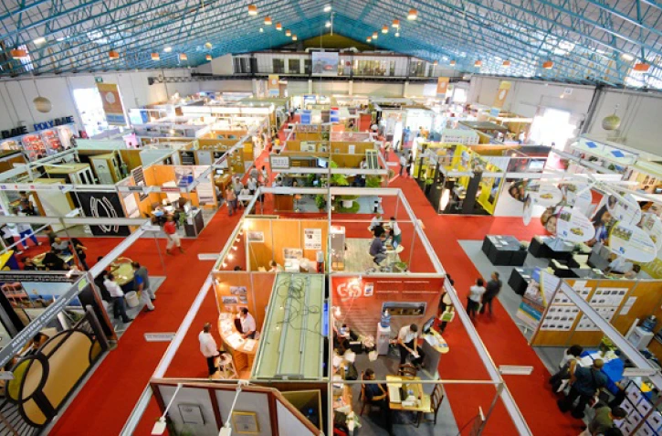 Salon de la maison (Photo : Nordev)