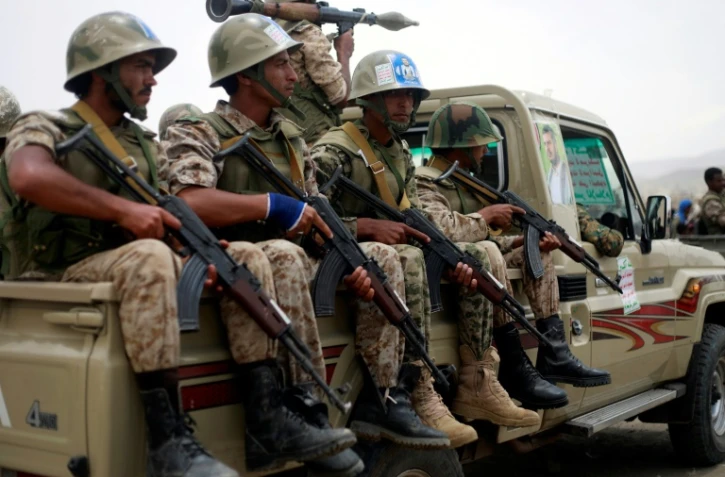 Des combattants shiites Houthis à Sanaa, le 24 août 2017