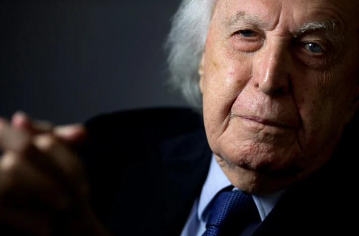 Paul Lombard pose à Paris, le 25 novembre 2014.