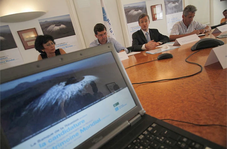 Mercredi 5 Mai 2010

Conférence de presse de la BR et du parc national