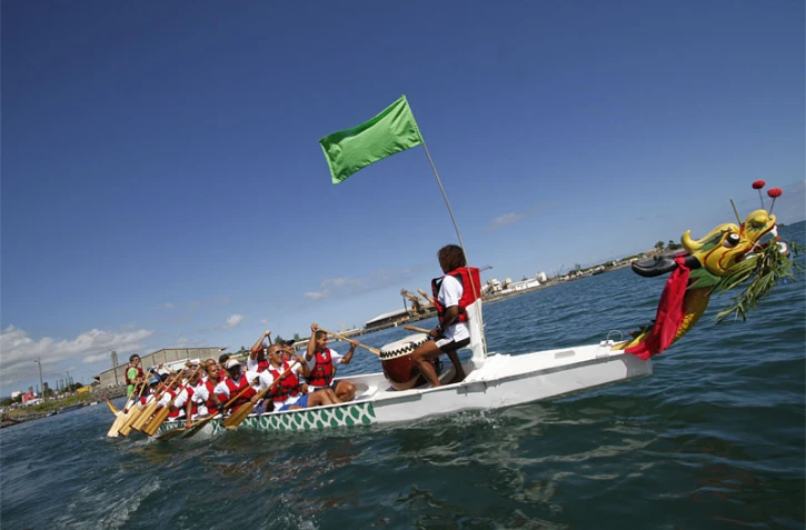 Dimanche 9 Mai 2010

Les &quot;dragon boat&quot; au Port