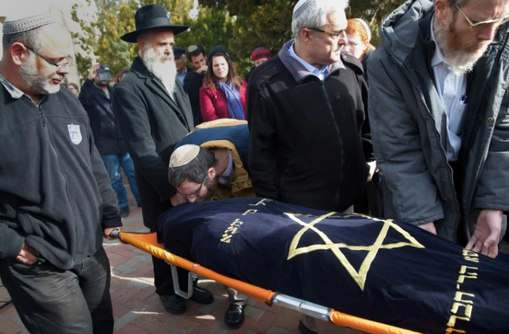 Obsèques le 18 janvier 2016 à Otniel de Dafna Meir, une Israélienne tuée la veille à son domicile