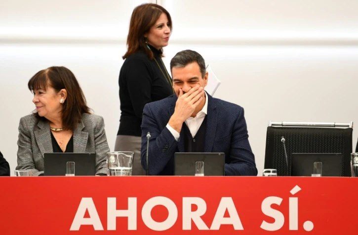 Le premier ministre espagnol Pedro Sanchez (c), le 11 novembre 2019 à Madrid