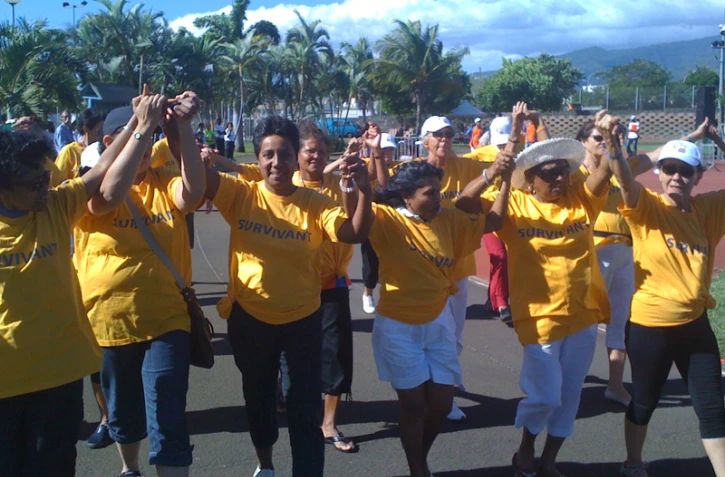 Samedi 15 mai 2010  - Complexe sportif du Port - Relais pour la vie organisé par le comité de La Réunion de la ligue contre le cancer