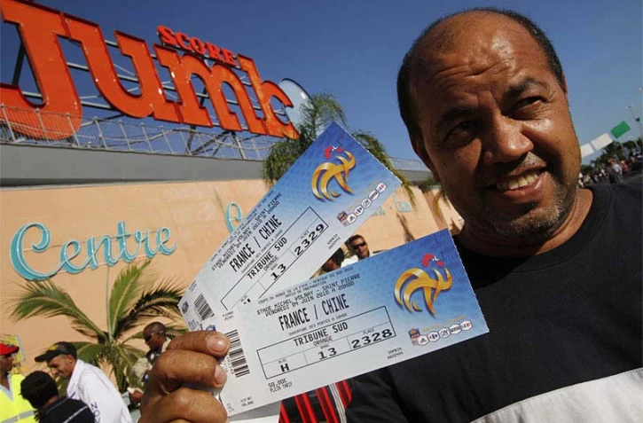 Jeudi 20 Mai 2010

Vente de billets pour le match de football  France-Chine