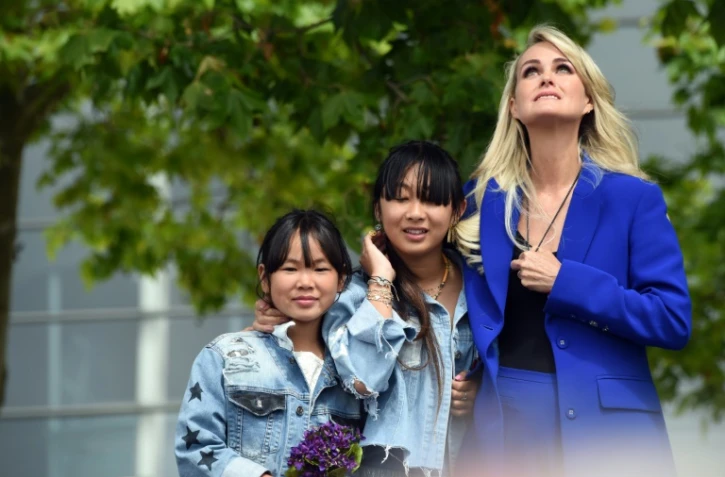 Laeticia Hallyday et ses filles Jade et Joy participent le 15 juin 2019 à l'inauguration d'une esplanade Johnny Hallyday à Toulouse