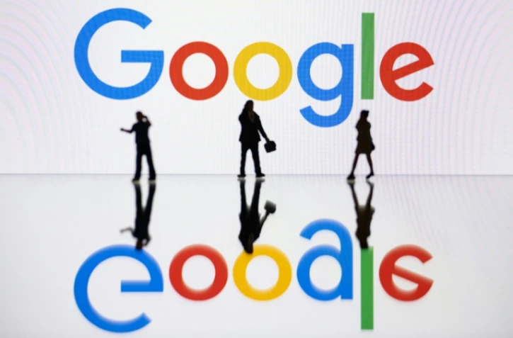 la Commission européenne a annoncé vendredi infliger une amende de 2,95 milliards d'euros à Google