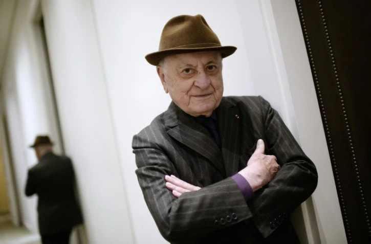 Pierre Bergé dans son bureau à Paris le 11 février 2015