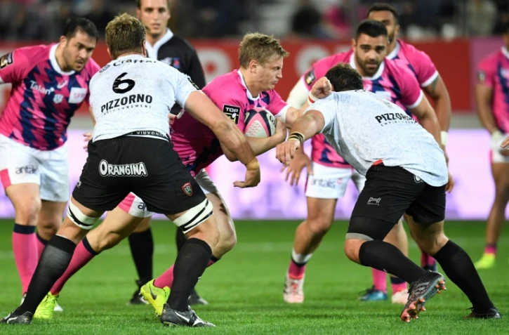Charge de Jules Plisson avec le Stade Français contre le RCT Toulon, en Top 14, le 26 mars 2017 à Paris