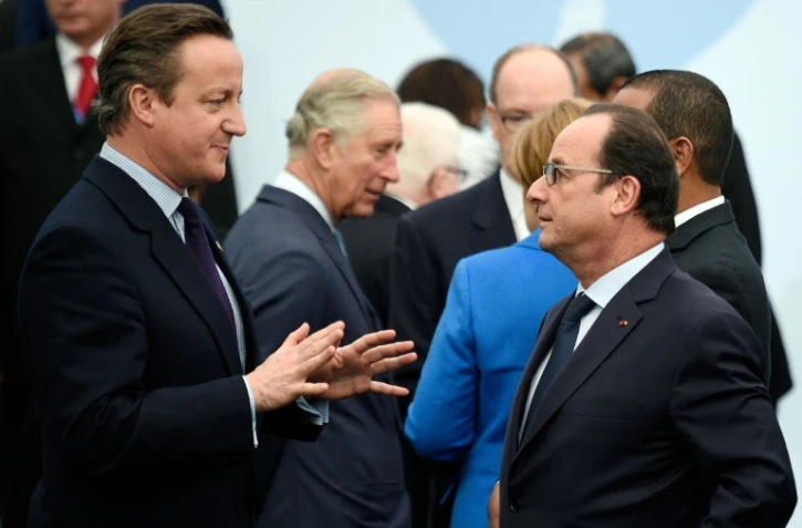 Le Premier ministre britannique David Cameron et le président François Hollande le 30 novembre 2015 au Bourget