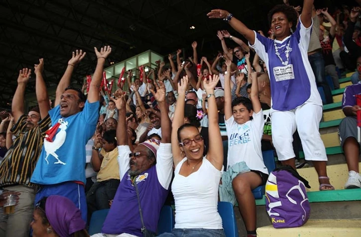 Dimanche 6 juin 2010 - Trophée de Saint-Denis, dans les tribunes du stade de l'Est Jean Ivoula