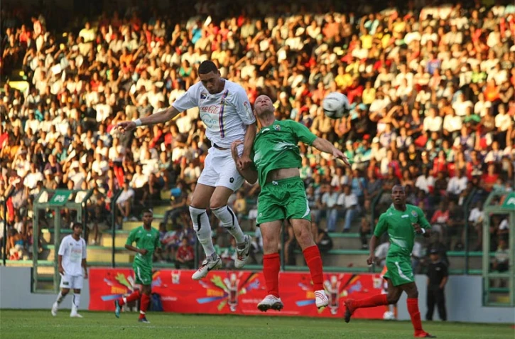 Foot- Stade Jean Ivoula à Saint-Denis - Match de gala entre la sélection de La Réunion et les Kréopolitains (joueurs réunionnais évoluant à l'extérieur)