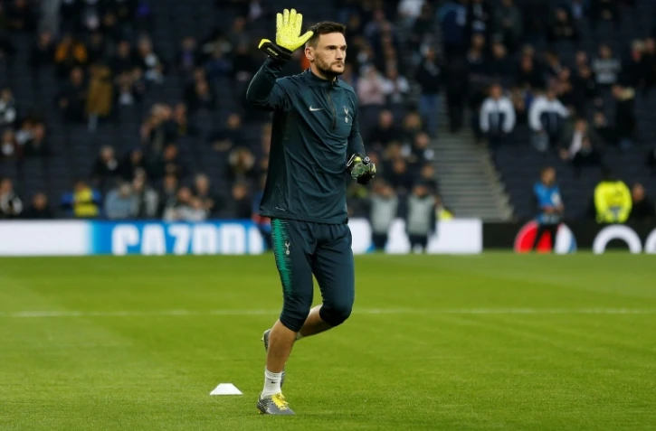 Le gardien de Tottenham Hugo Lloris à l'échauffement avant un match contre Manchester City, le 9 avril 2019 à Londres