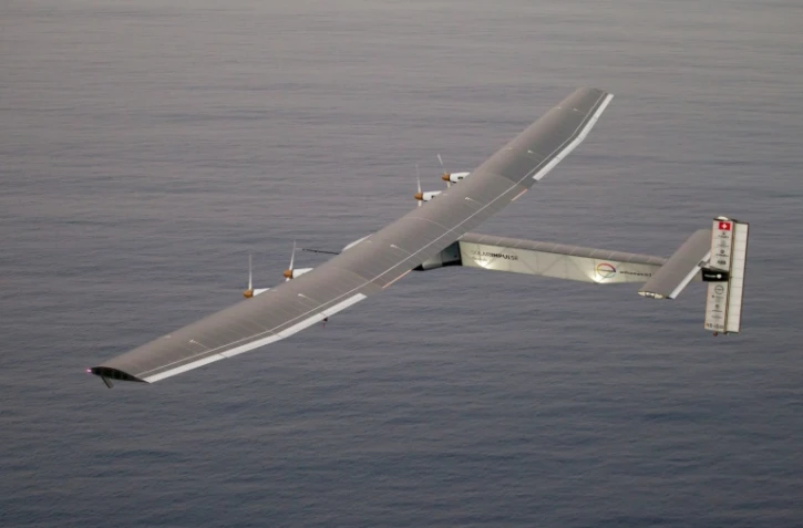 L'avion solaire Solar Impulse 2 dans le ciel d'Hawaï, le 3 mars 2016