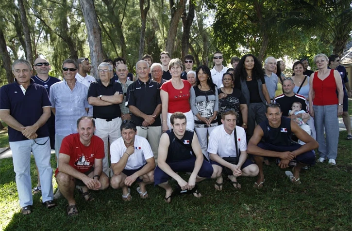 Lundi 14 juin 2010 -
L'équipe de France de volley à la Réunion