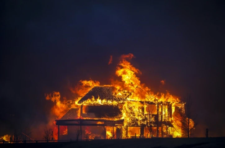 Une maison détruite par les flammes à Louisville, dans le Colorado, le 30 décembre 2021
