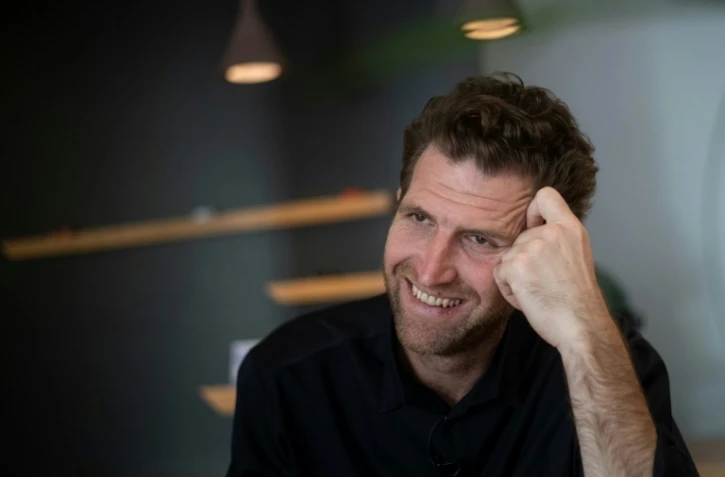 Le chef français Alexandre Mazzia lors d'une interview à l'AFP dans le restaurant AM à Marseille, le 23 octobre 2018