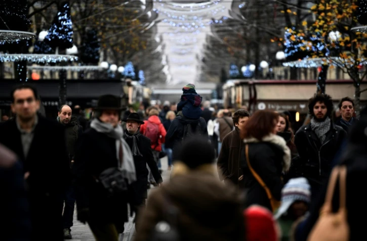 Les compétences des adultes en compréhension de l'écrit, calcul et résolution de problèmes stagnent ou baissent dans la grande majorité des pays de l'OCDE