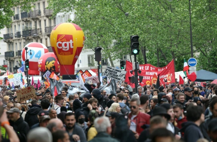 Défilé à Paris lors du 1er mai 2024