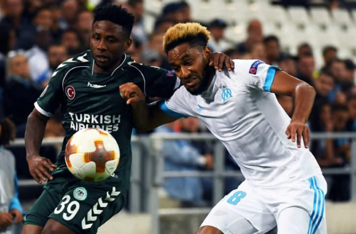 Les Marseillais du milieu de terrain Morgan Sanson (d), victorieux de justesse de Konyaspor en Europa League, attendus en Ligue 1 chez le promu Amiens
