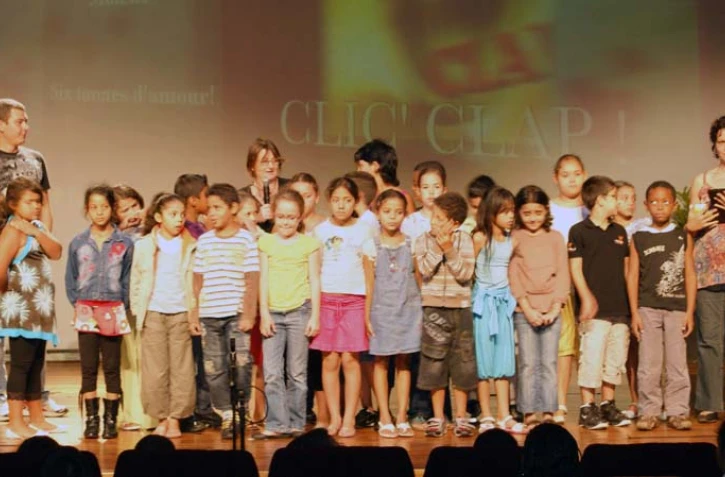 Vendredi 25 juin 2010 

Remise du prix du festival Clic-clap à L'Entre-Deux (Photo DR)