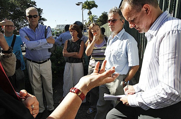 Lundi 5 Juillet 2010

Le SNES devant la Région