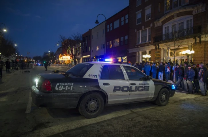 Une voiture de police bloque l'accès à une rue de Burlington, dans le Vermont, le 7 janvier 2016