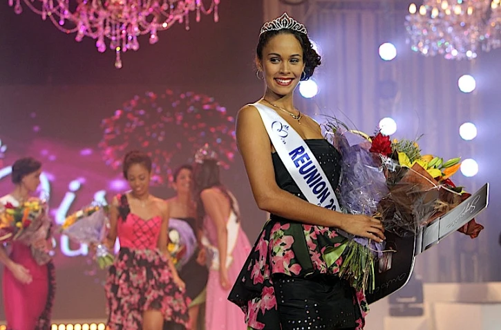 Samedi 17 juillet 2010 -

Florence Arginthe a été élue Miss Réunion 2010