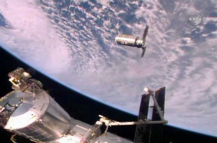 Le vaisseau Cygnus en approche de la station spatiale internationale, le 23 octobre