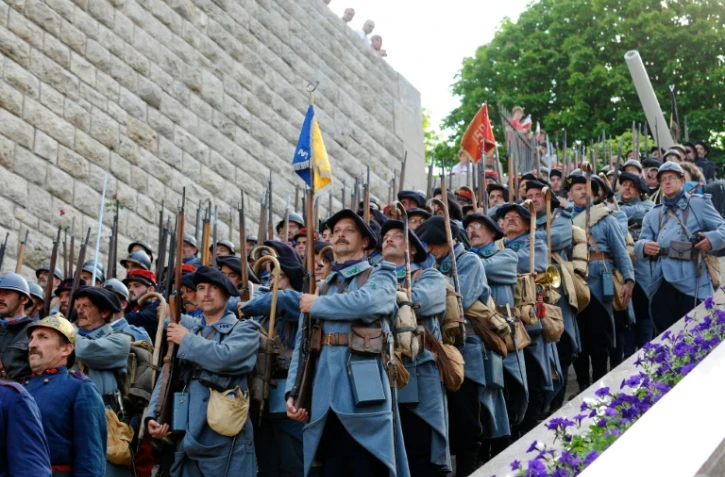 Répétition du défilé des "reconstitueurs" le 27 mai 2016 à Verdun
