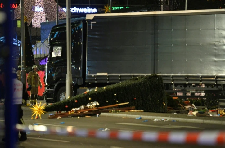Le camion qui a foncé sur la foule d'un marché de Noël, le 19 décembre 2016 à Berlin