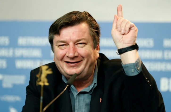 Le cinéaste finlandais Aki Kaurismäki lors d'une conférence de presse pour son film "L'autre côté de l'espoir" en compétition à la Berlinale, le 14 février 2017 à Berlin